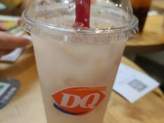 -DQ·蛋糕·冰淇淋(大宁国际商业广场店)