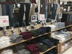 -优衣库(长春欧亚卖场店)