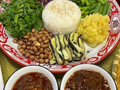 -闯关东东北农家菜(崂山石老人店)