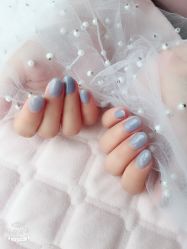 纯色-爱美睫美甲会馆