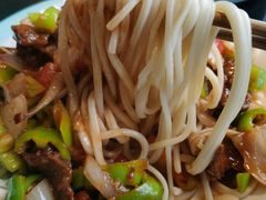 过油肉拌面-楼兰里餐厅(石像店)