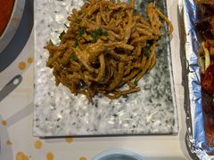 金沙蛋黄焗茶树菇-嘉厨小馆(宜山路店)