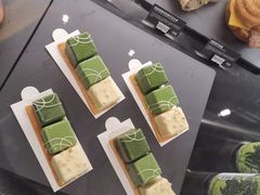 -星巴克臻选(上海合生汇1F店)