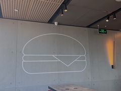 -麦当劳(展览路店)