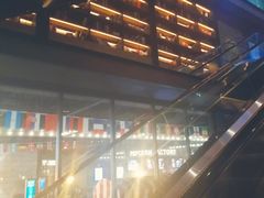 -CGV影城(滨江天街IMAX店)