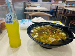 -龙记桂林米粉(财满街店)