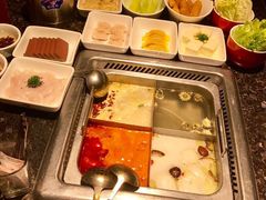 -海底捞火锅(关山保利店)