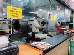 -黑山牛肉汤火锅(花城汇店)