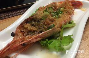 Stir-Fried Shrimp with Garlic and Vermicelli