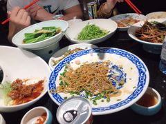 葱油三虾拌面-老头儿油爆虾·知味杭州(爱琴海购物中心)