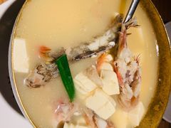 海钓虎头鱼炖豆腐-原製原味(普陀山磐龙店)
