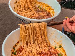 -李与白包子铺(桐梓林店)