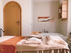 -瑶舍头疗·瑶浴·芳香热石SPA(五洲国际店)