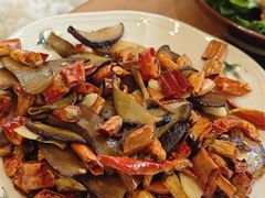 -阿山卓·野生菌火锅·纳西火塘烤肉