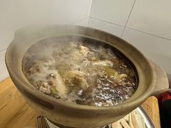 -威邵鸡煲(西华路总店)