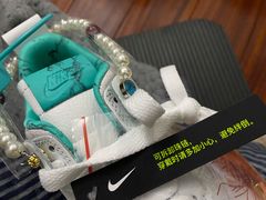 -NIKE品牌体验店(南京东路店)
