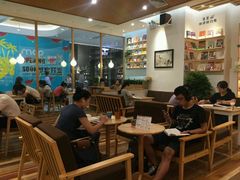 -猫的天空之城概念书店(印象城购物中心店)