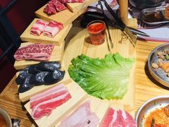 -青瓦炭韩潮烤肉(花园道店)