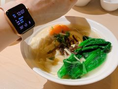 云吞港式汤面-避风塘(金山万达店)