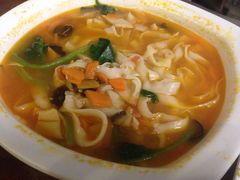 -天天向上素食餐厅(五台山店)