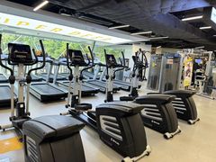 -超鹿运动(达信大厦店)