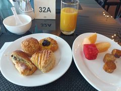 -圣丰索菲特·2 On 988 Café 自助餐厅
