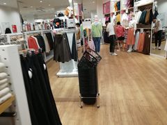 -优衣库(长春欧亚卖场店)