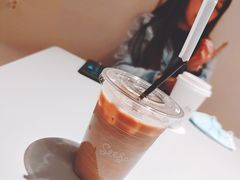 燕麦牛奶拿铁-Seesaw Coffee(上生新所店)