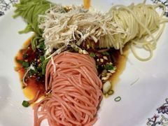 果蔬鸡丝凉面-王婆婆老妈蹄花·川菜馆(太古里一店)