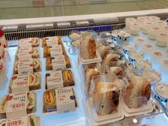 -红星前进面包牛奶公司(畅春园店)
