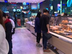 -巴黎贝甜(大宁国际商业广场店)