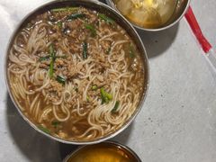 -正宗杨记普洱酸醋米线(总店)