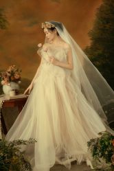 -雪中彩影婚纱摄影·微光艺术中心