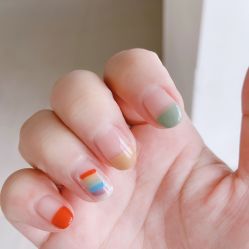 -Yue color 悦彩美甲美睫工作室