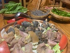 -阿婆情腊排骨火锅(金虹路店)