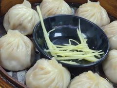 -老上海食惠裡小籠包生煎包