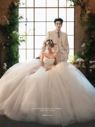 -雪中彩影婚纱摄影·微光艺术中心