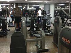 -一兆韦德健身(张杨路店)