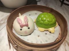 -乐忻皇朝(上海中心大厦店)