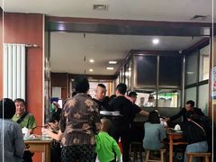 等位区-吾穆勒蓬灰牛肉面·清真(北滨河中路店)