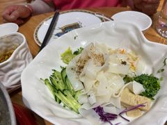 蛰蒙花炝拌面筋-九十九顶毡房(阜石路店)