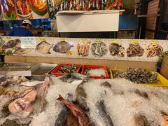 -大树下海鲜饭店