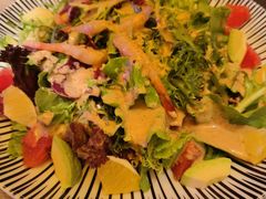西柚牛油果藜麦沙拉-J·one Bistro吉萬酒厨·牛排