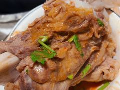 -三人行骨头王火锅(长寿店)