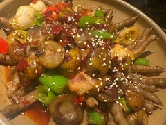 -巴厘龙虾·榜首油焖大虾(音乐学院·沿江酒馆店)