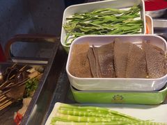 -钢管厂五区小郡肝串串香(奥克斯广场锦城万达店)