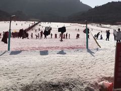 -济南卧虎山滑雪场
