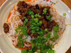 干拌辣鸡米线-皇城坝小吃(科华成都王府井购物中心店)