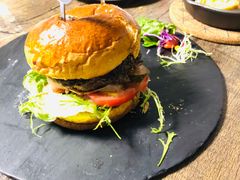 -HIGH FIVE哈福手工汉堡(桂林路店)