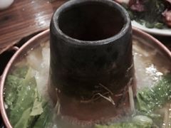 -撮一顿纳西铜火锅